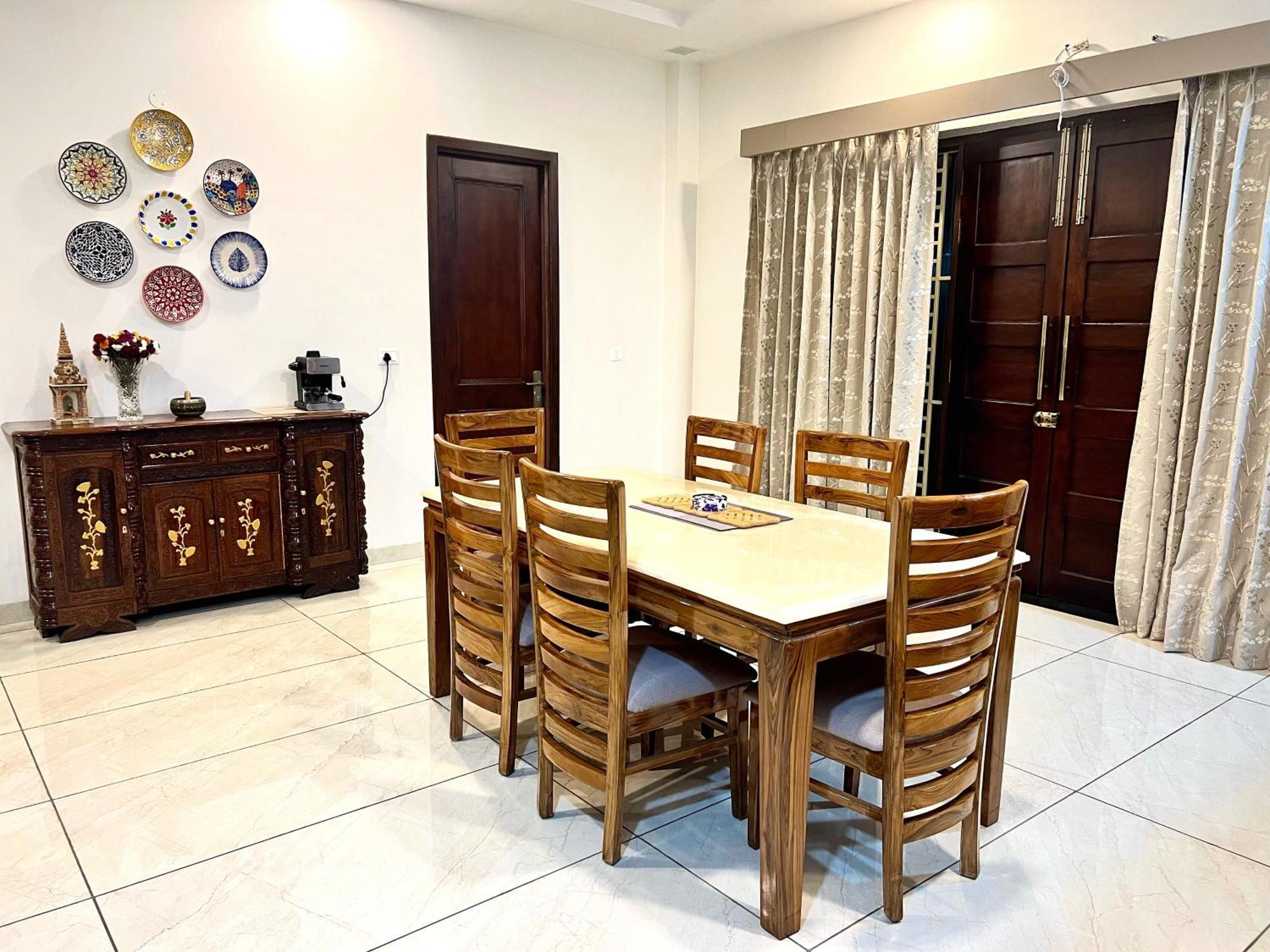 Bundeli Kothi - A Unique Homestay Orchha